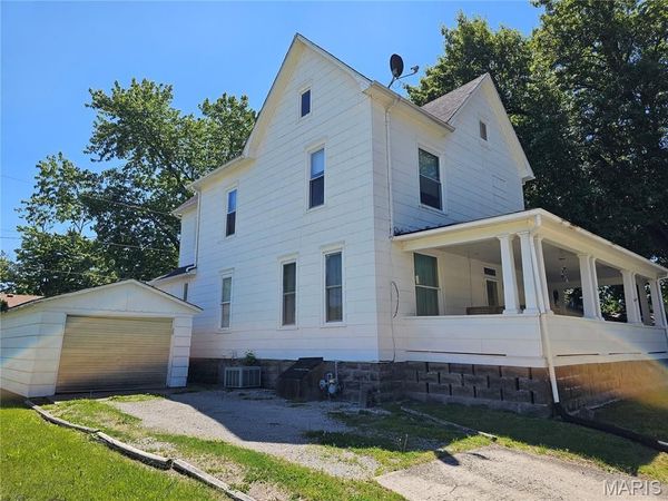 422 N Borders Avenue, Marissa, IL 62257