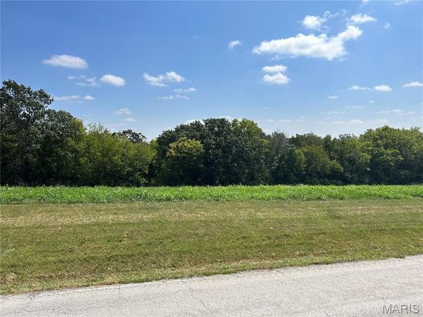 4909 Elder Rd , Villa Ridge, MO 63089