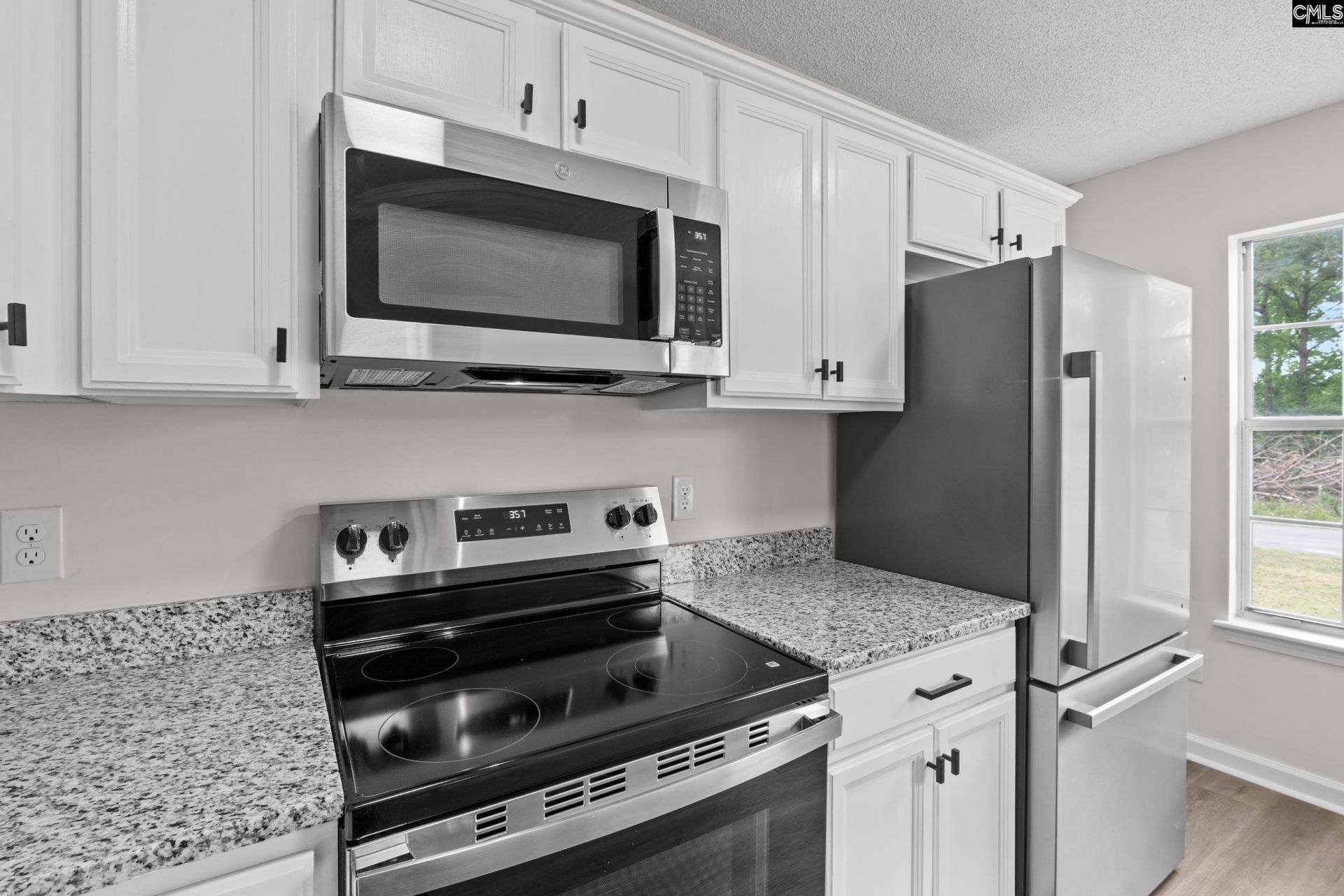 119 Sunny Acres Drive  Photo 4