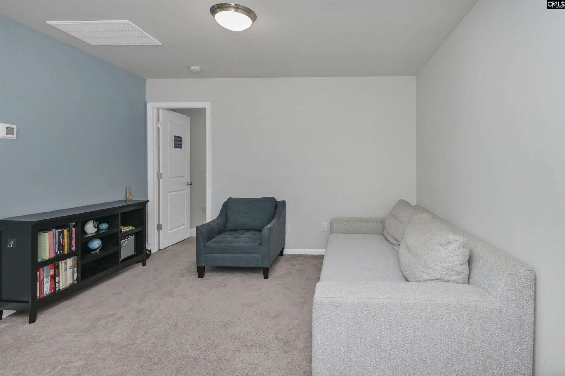 1048 Woodcreek Farms Road  Photo 28