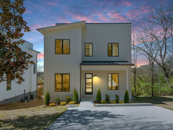 2310 Ilolo St , Nashville, TN 37207