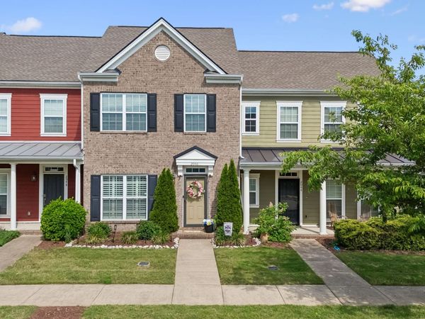 2046 Hemlock Dr, Spring Hill, TN 37174