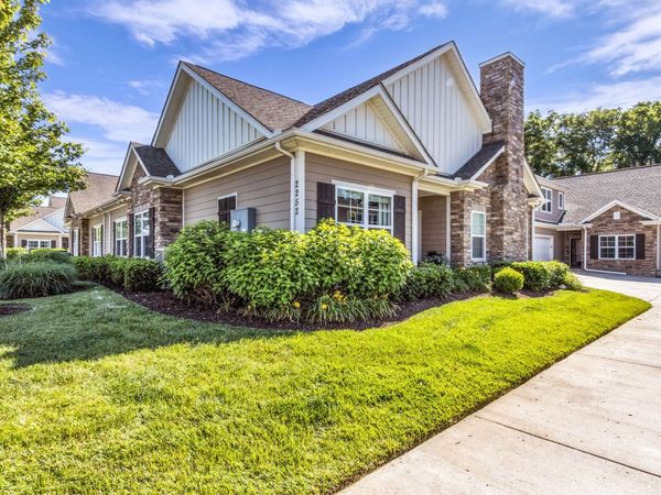 2252 Stonecenter Ln, Murfreesboro, TN 37128