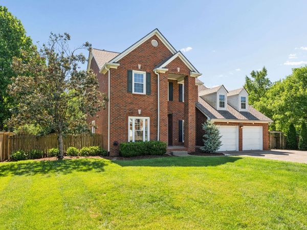 6217 Deerbrook Dr, Nashville, TN 37221