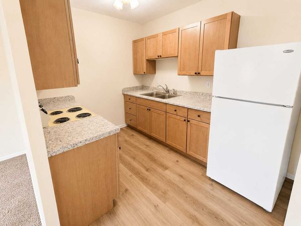 104 Edgewood Street , Unit 13, New York Mills, MN 56567