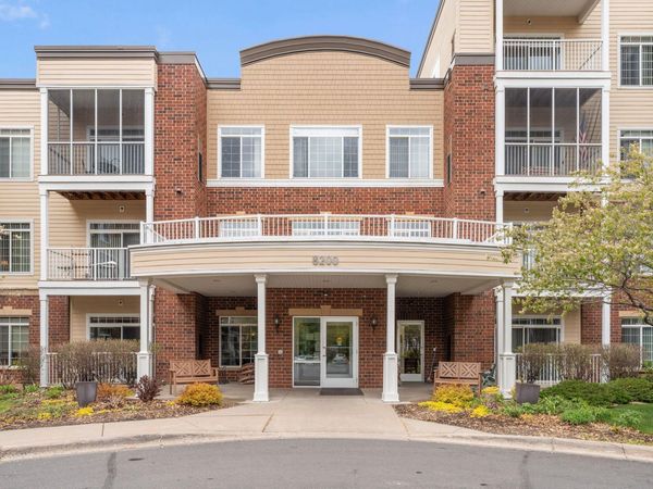 8200 W 33rd Street, Unit 302, Saint Louis Park, MN 55426