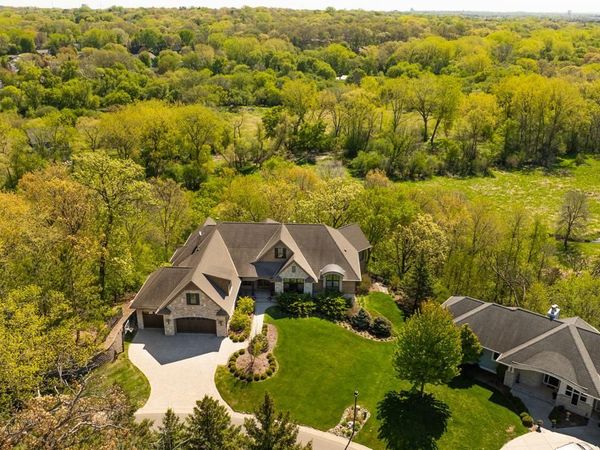 6823 Alpine Trail, Eden Prairie, MN 55346