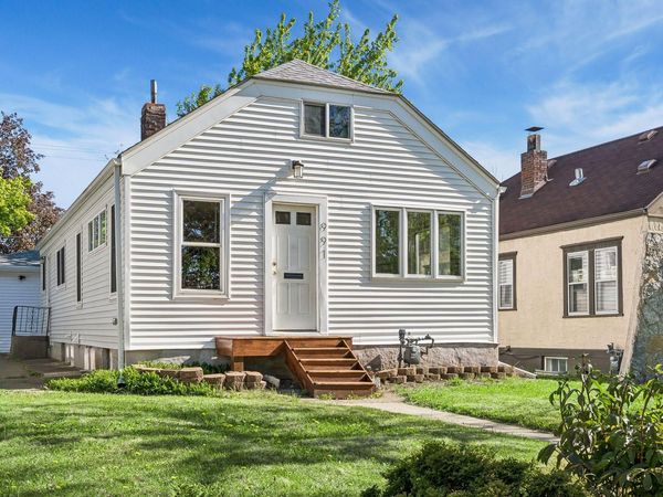 991 Minnehaha Avenue W, Saint Paul, MN 55104