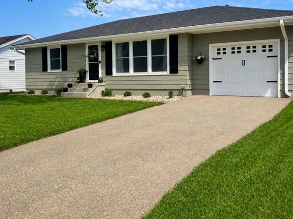 212 Sunset Drive, Jordan, MN 55352