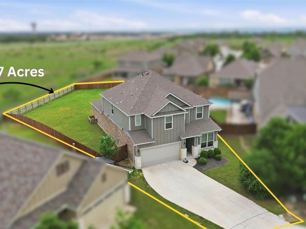 165 Carlina LOOP , Liberty Hill, TX 78642