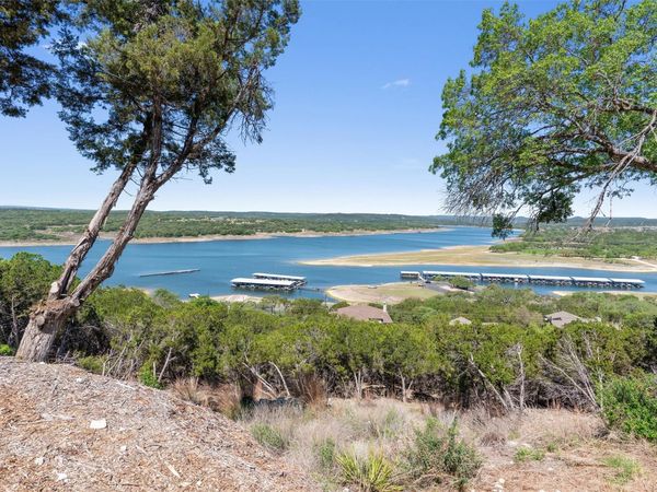 6203 Lakeshore DR , Lago Vista, TX 78645