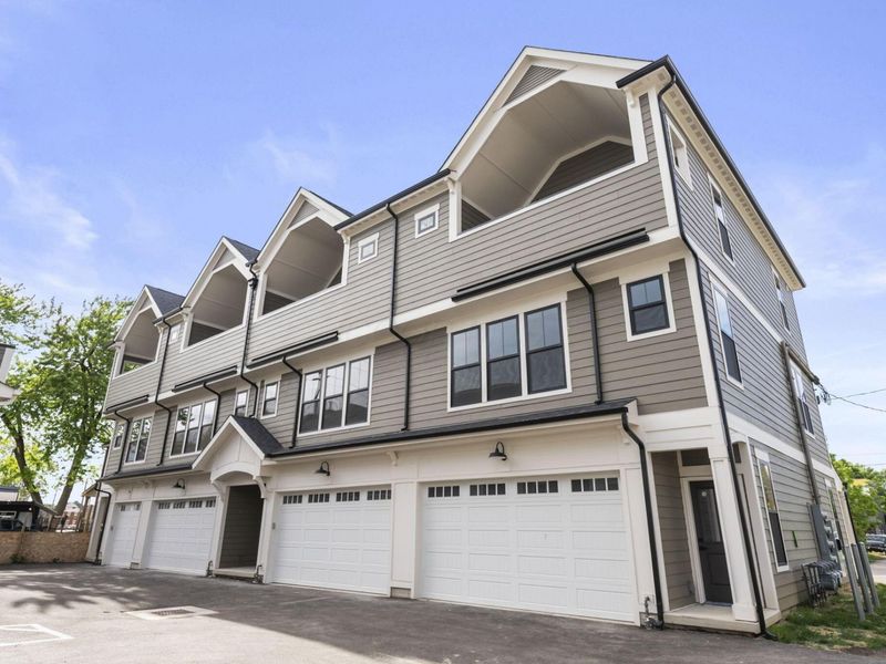 535 W Chapel Street, Columbus, OH 43215 Photo 25