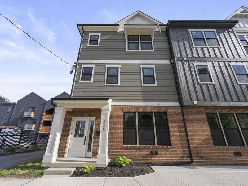 535 W Chapel Street, Columbus, OH 43215 Photo 26