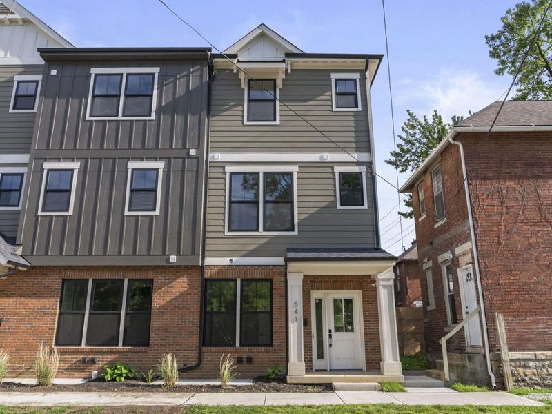 535 W Chapel Street, Columbus, OH 43215 Photo 31