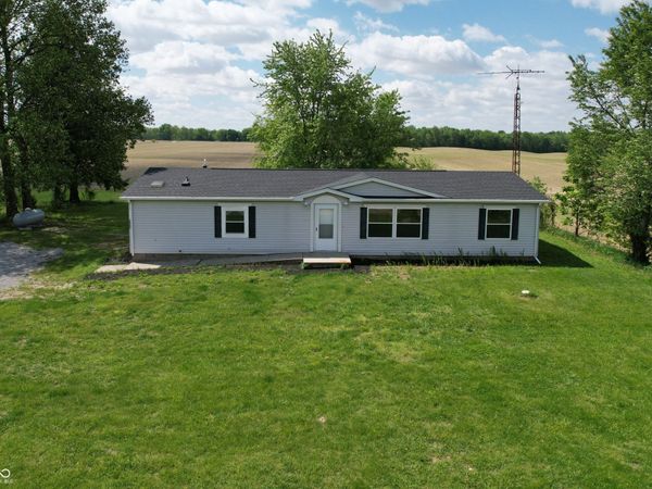 5129 W State Road 32, Crawfordsville, IN 47933