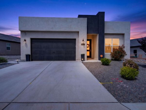 5213 Bullseye Road NE, Rio Rancho, NM 87144