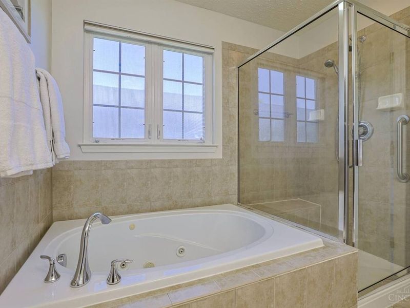 8629 Red Hawk Court, Cincinnati, OH 45251 Photo 21