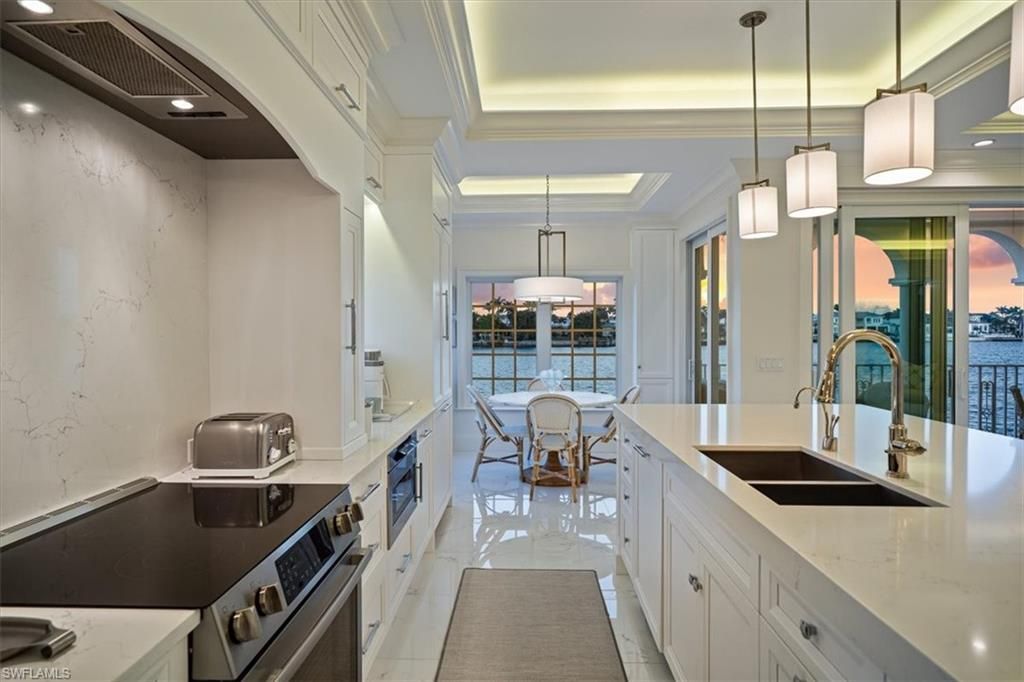 4000 Gulf Shore Blvd N, Unit 3300, Naples, FL 34103 Photo
