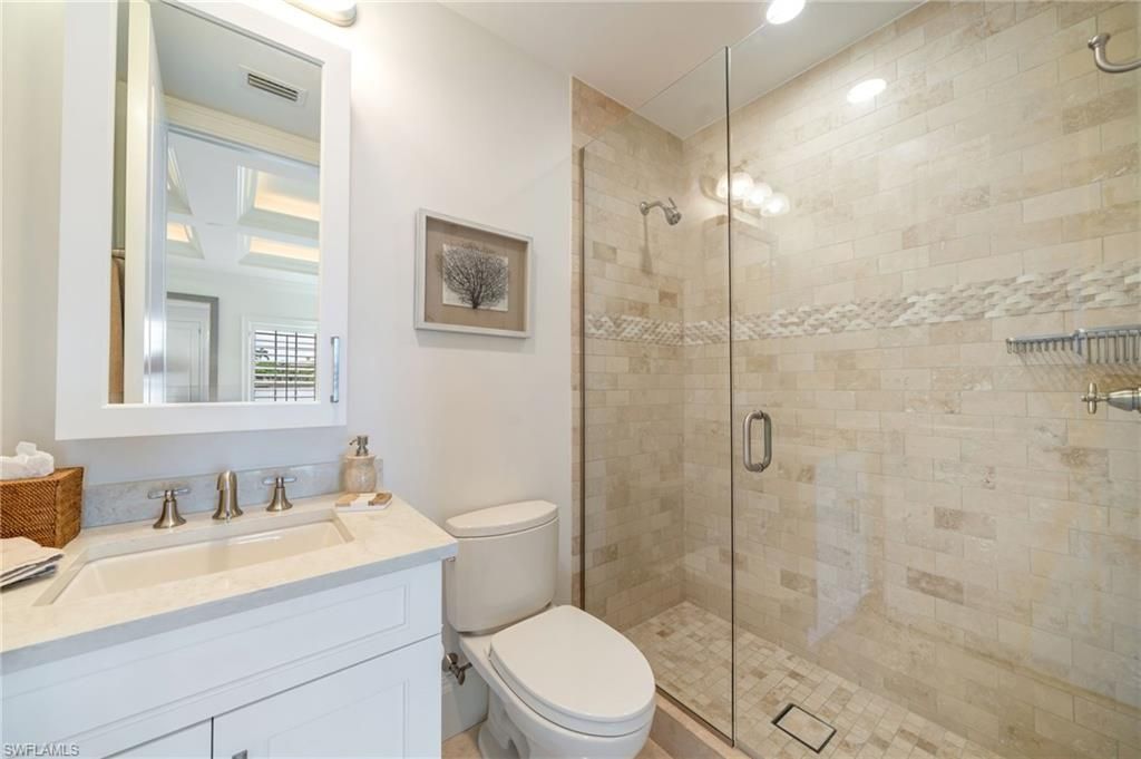 4000 Gulf Shore Blvd N, Unit 3300, Naples, FL 34103 Photo