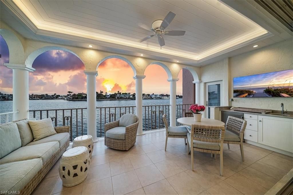 4000 Gulf Shore Blvd N, Unit 3300, Naples, FL 34103 Photo