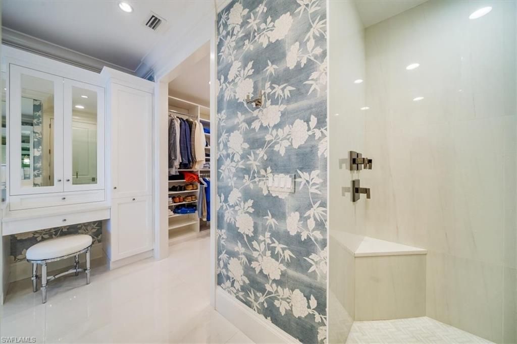 4000 Gulf Shore Blvd N, Unit 3300, Naples, FL 34103 Photo