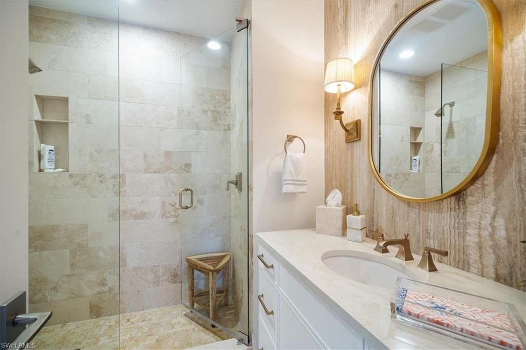 4000 Gulf Shore Blvd N, Unit 3300, Naples, FL 34103 Photo
