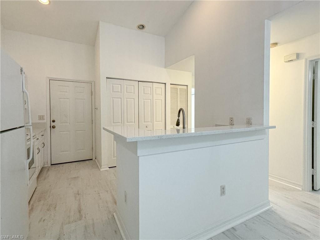 6265 Vista Garden Way, Unit B, Naples, FL 34112 Photo