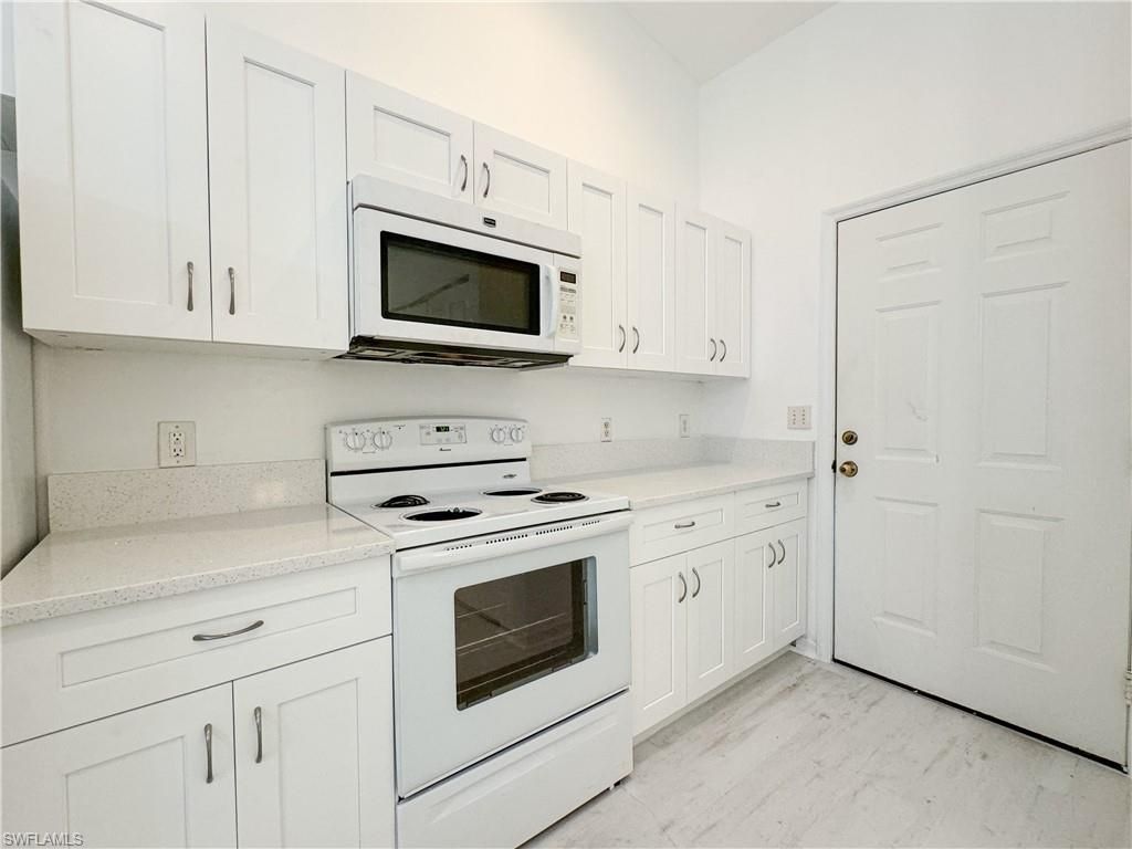 6265 Vista Garden Way, Unit B, Naples, FL 34112 Photo
