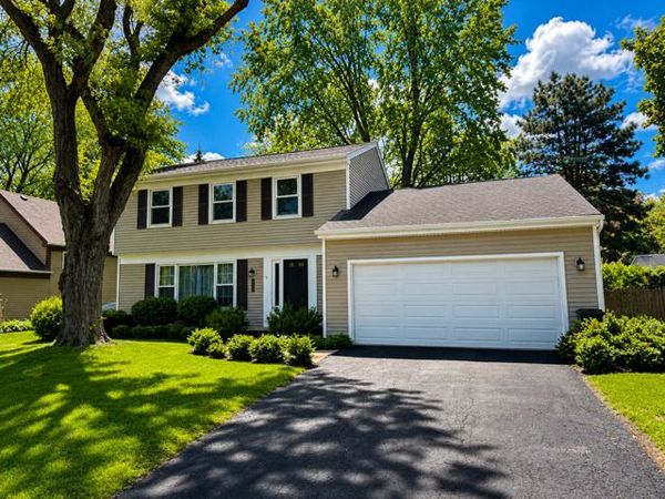 2056 Garth Court , Naperville, IL 60565