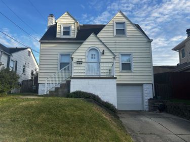 445 Norway Avenue, Huntington, WV 25705