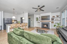 7418 Purser Lane photo 4