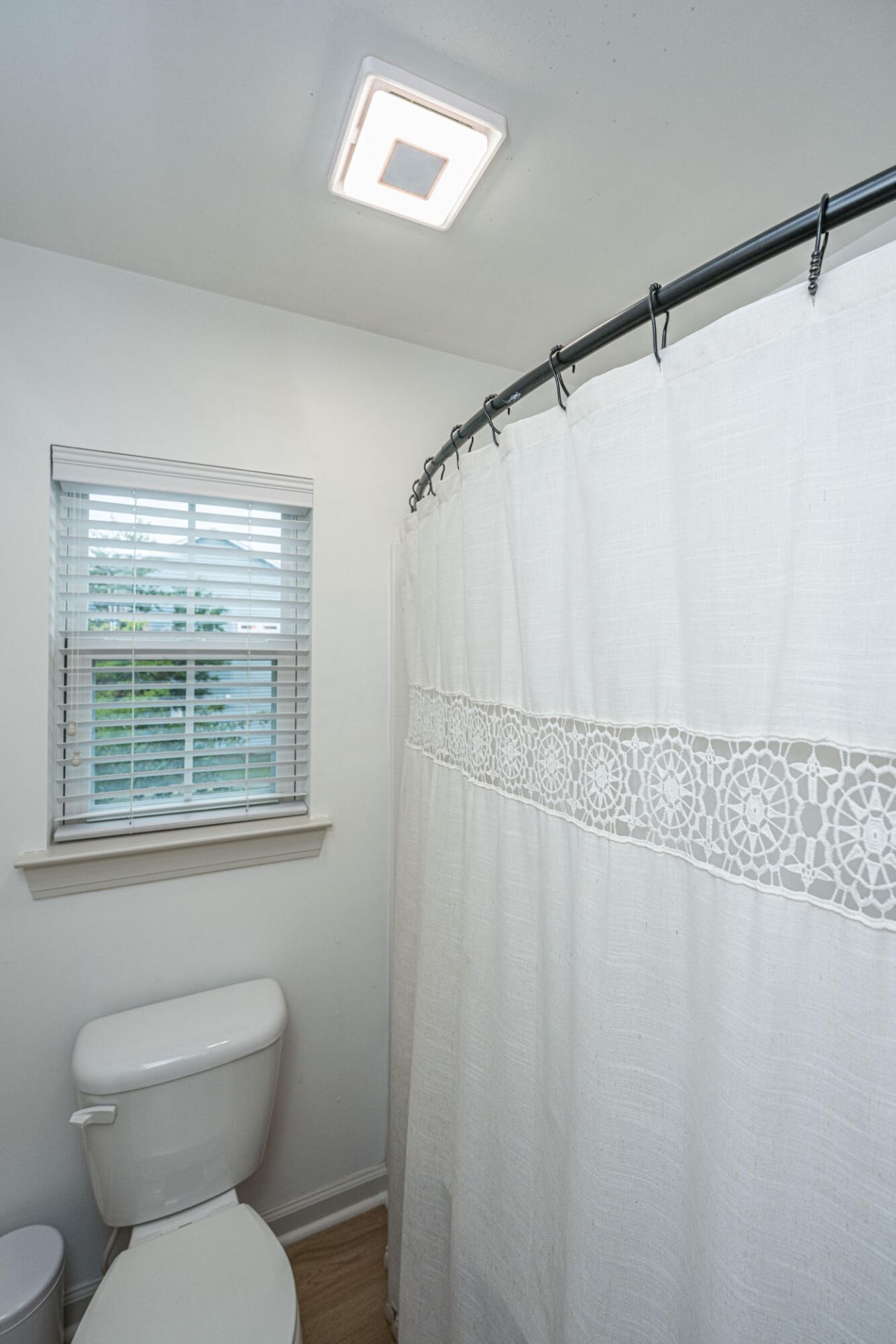 7418 Purser Lane Photo 33