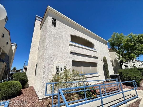 2725 S Nellis Boulevard , Unit 2060, Las Vegas, NV 89121