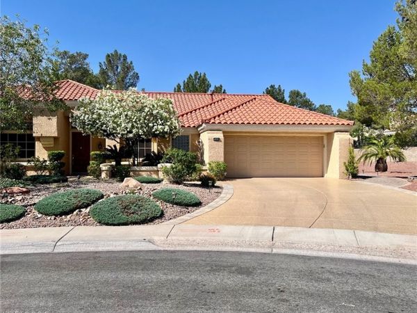 9049 Firebird Drive , Las Vegas, NV 89134