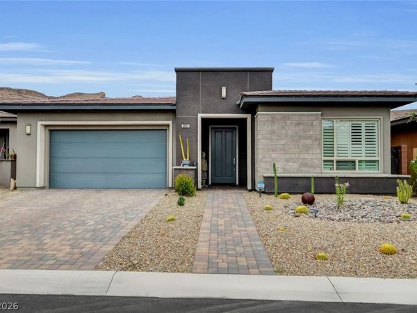 6803 Regency Crest Avenue , Las Vegas, NV 89148