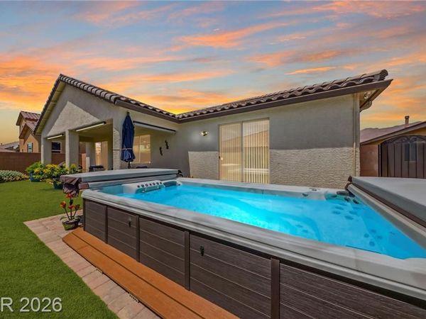 5601 Silver Cascade Avenue, Las Vegas, NV 89131