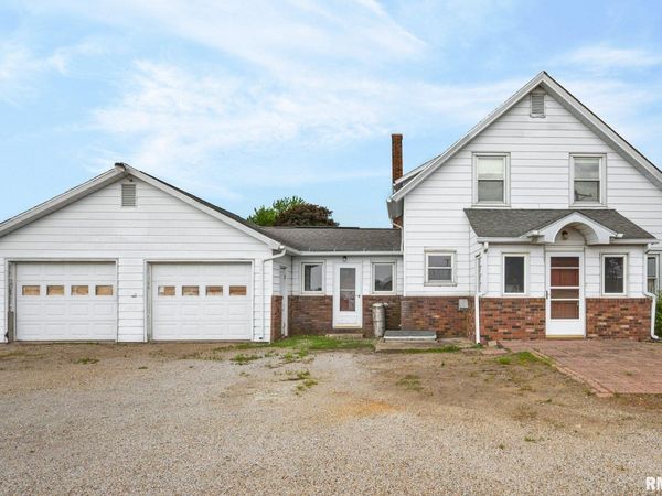 1599 County Road 1700 E, Roanoke, IL 61561