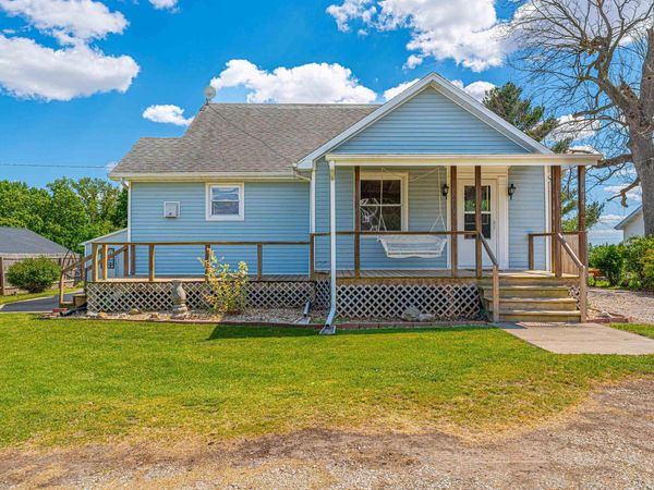 414 LOGAN Street, Emden, IL 62635