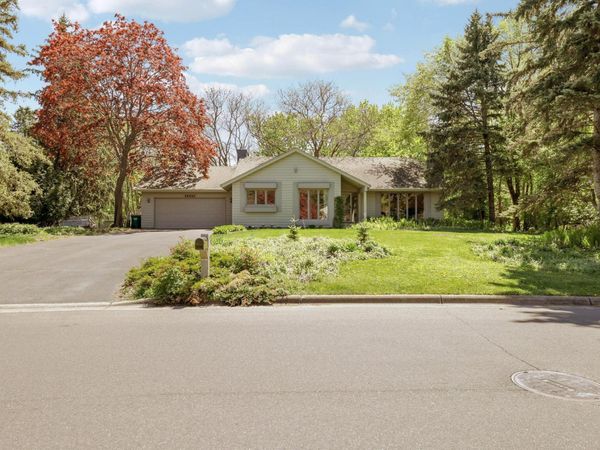 16541 29th Avenue N, Plymouth, MN 55447