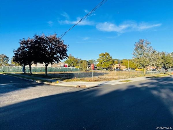 550 William Floyd Parkway , Shirley, NY 11967