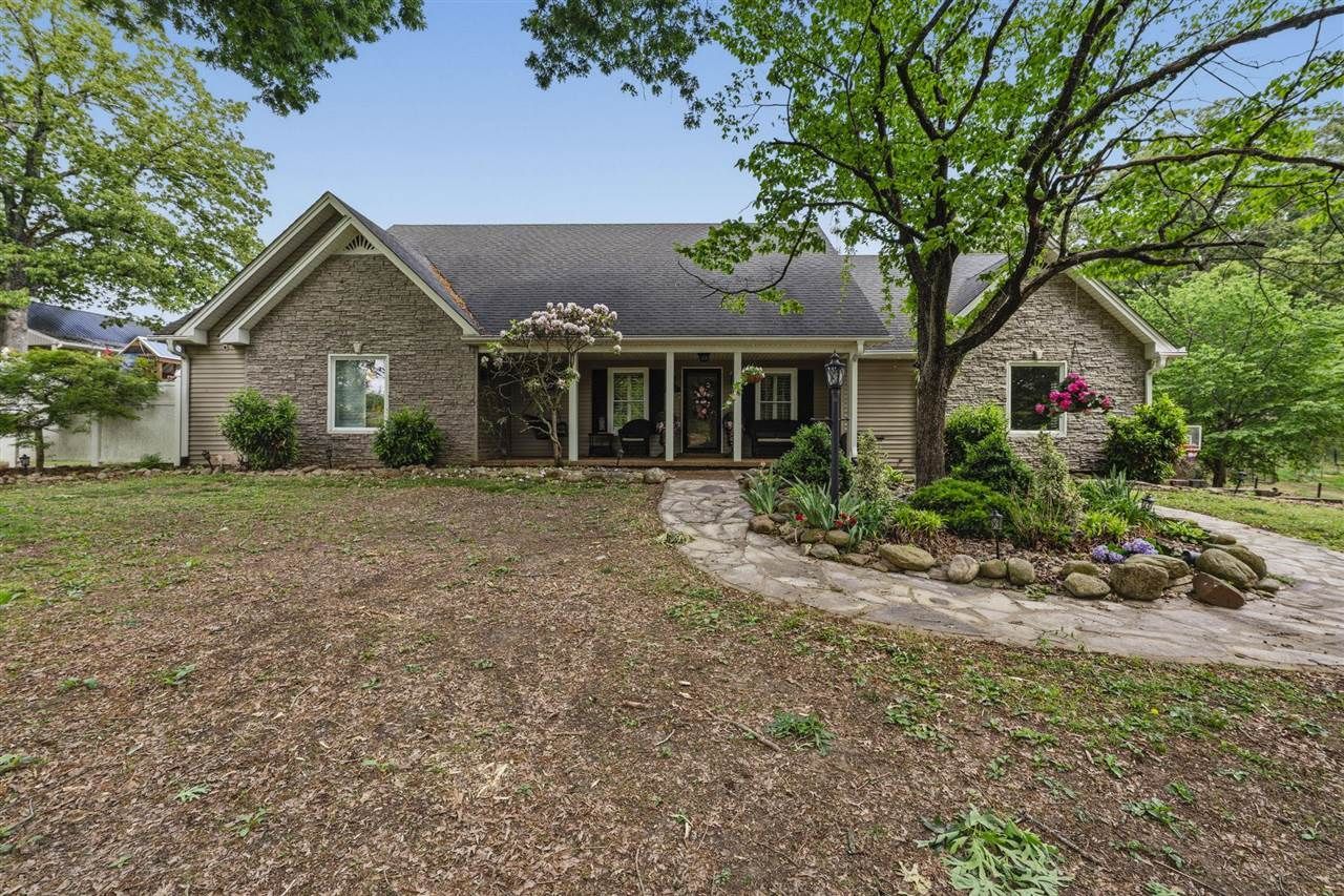 3810 Old Glasgow Road , Scottsville, KY 42164 Main Photo