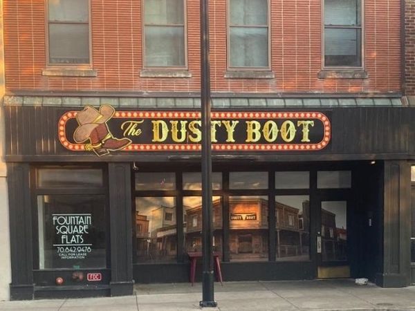 927 College Street Dusty Boot Bar, Bowling Green, KY 42101
