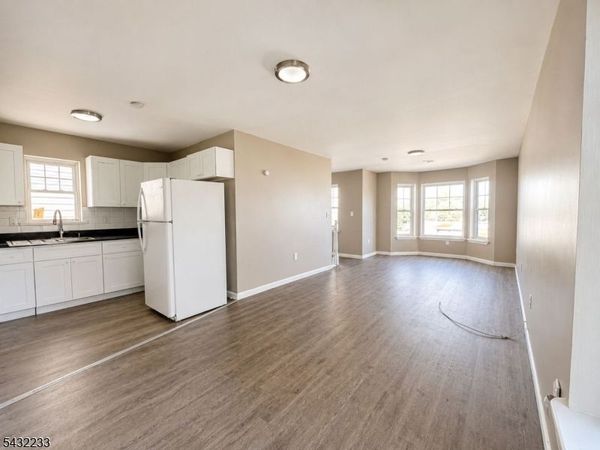 242 Graham Ave, Paterson, NJ 07501
