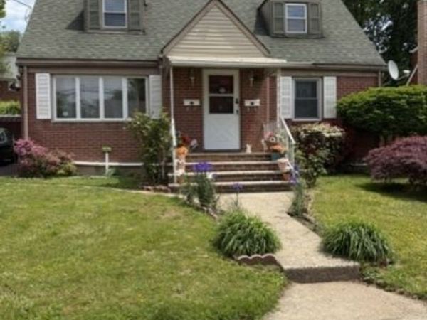 142 Orchard St, Garfield, NJ 07026