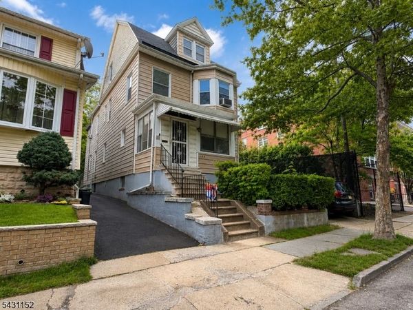 208 Duane St, Orange, NJ 07050