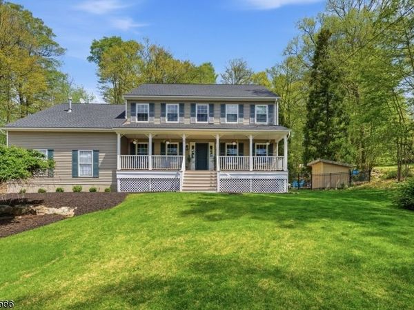 71 Chincopee Rd, Jefferson, NJ 07849