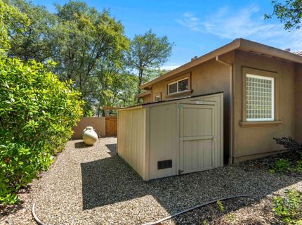 9845 Spyglass Cir, Auburn, CA 95602 Photo