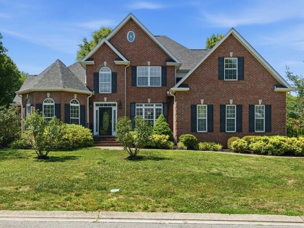 2322 Garrison Cv, Murfreesboro, TN 37130