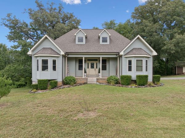 246 Akins Road , Tellico Plains, TN 37385