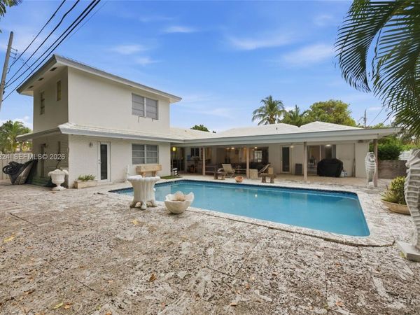1310 SE 14th Ct, Deerfield Beach, FL 33441